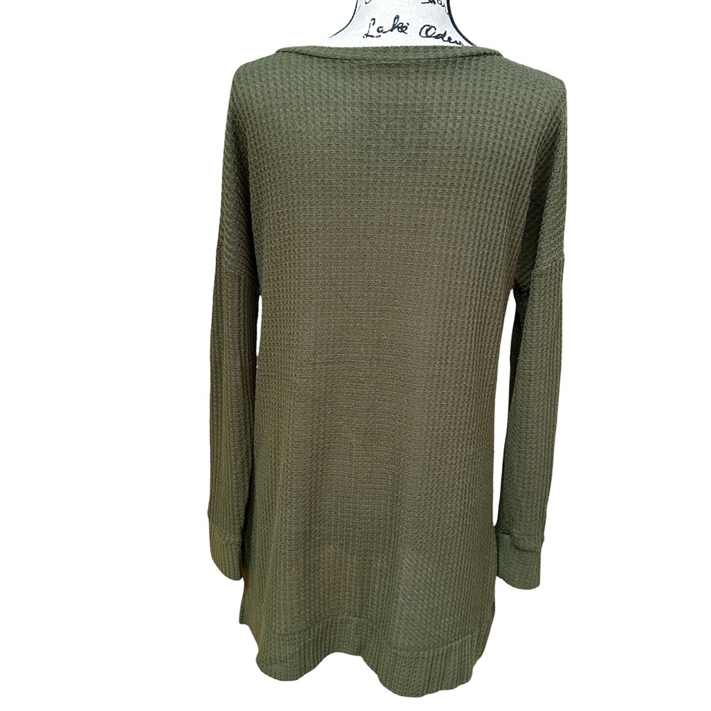 V-Neck Olive Waffle Knit Sweater with Side Slits - Picture 3 of 5